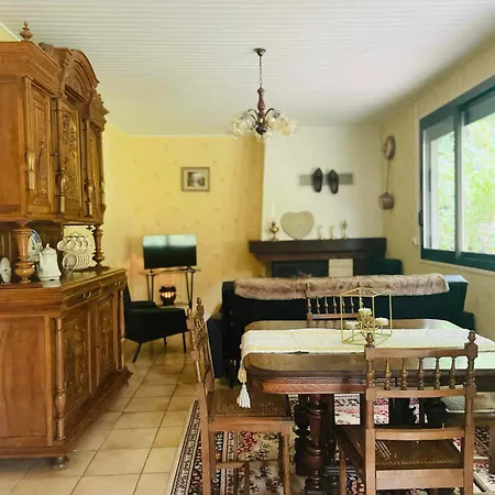 Дом отдыха Maison 4 Centre - Aveyron Capdenac-Gare