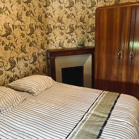 Maison 4 Centre - Aveyron بيت للعطل *